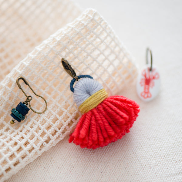 lobster buoy stitch markers – Quince & Co.