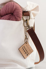 gauge ruler keychain - book - Image 1