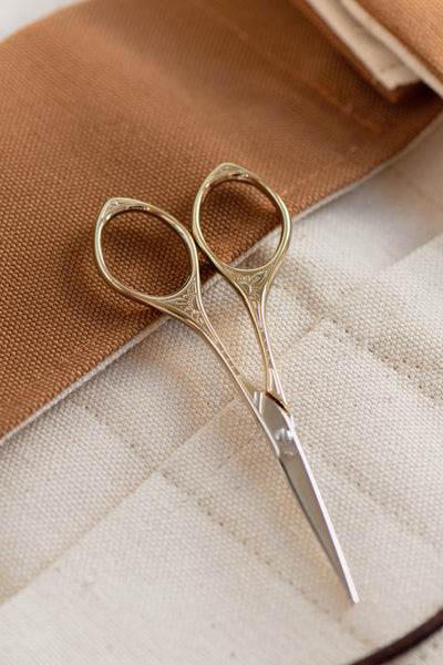 Twig & Horn Gilded Yarn Snips – Quince & Co.
