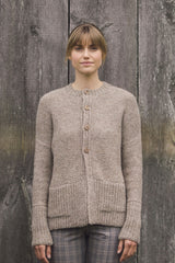 Plain and Simple: 11 Knits to Wear Every Day - book - Image 10