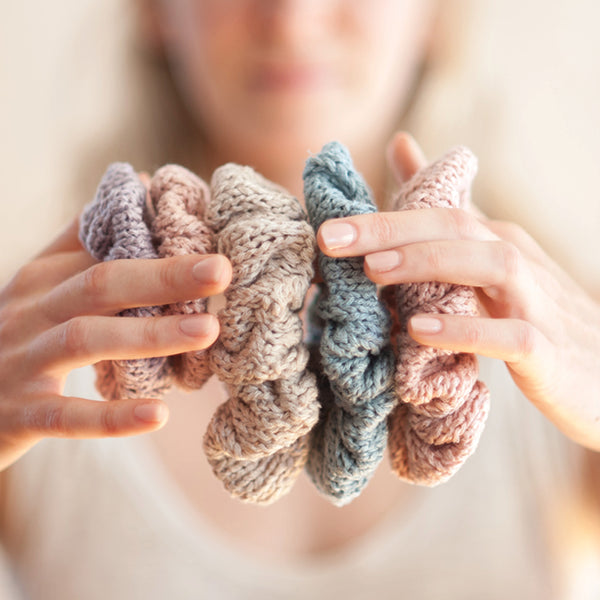 Snowberry Mittens