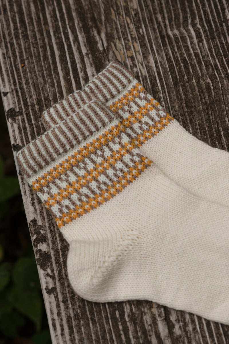 Sunshine Chirp Socks