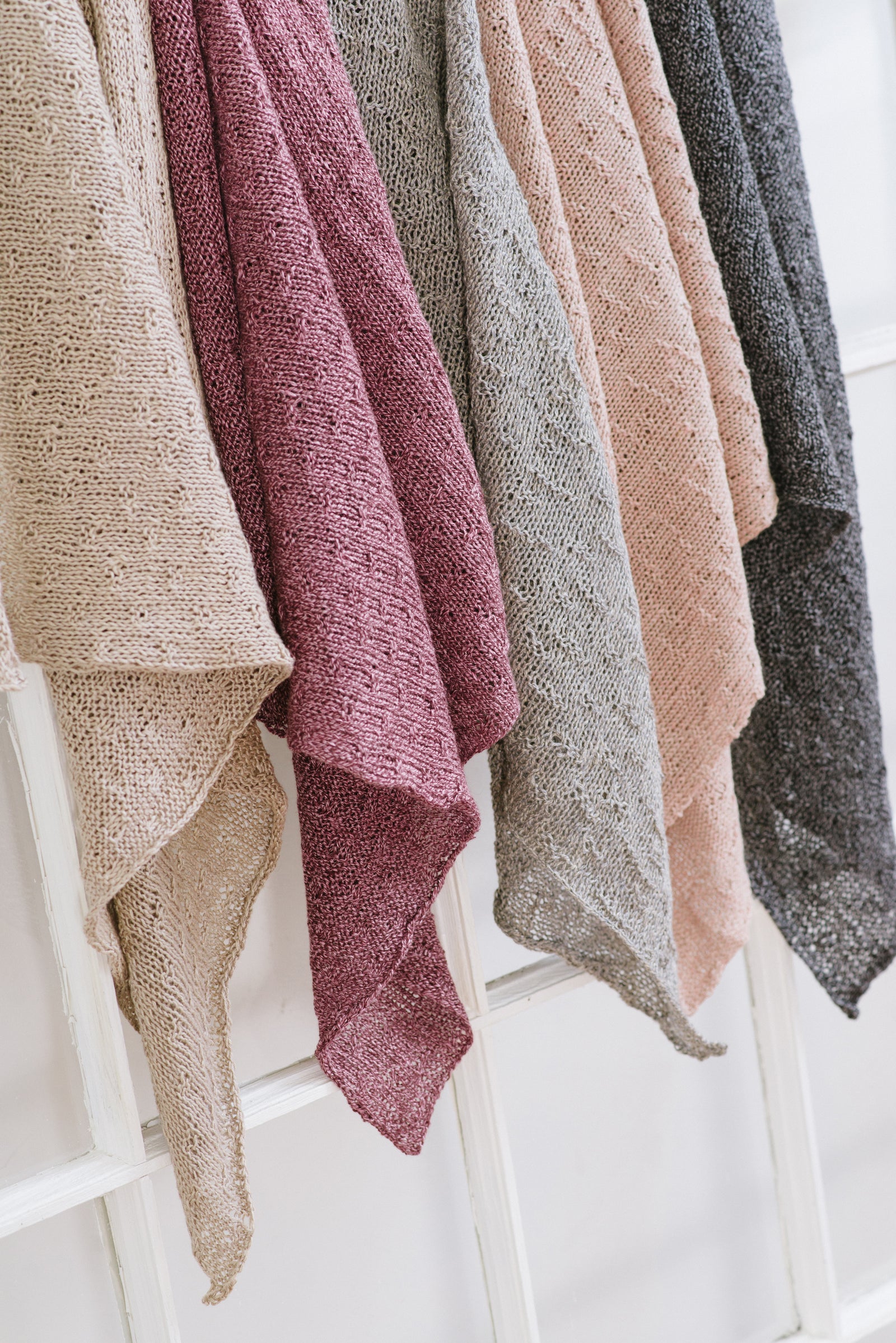ソ*カ様 Auburn  ×  moon supermoon kerchief knitting pattern – Quince & Co.