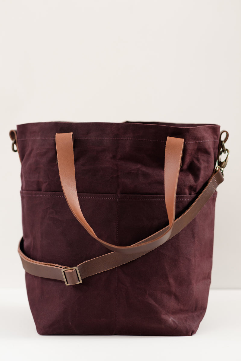 waxed canvas crossbody tote – Quince & Co.