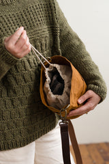 waxed canvas bucket bag - book - Image 3