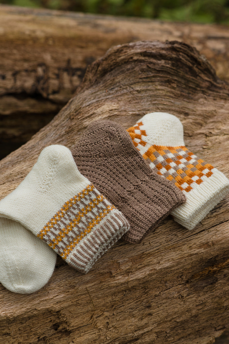 Sunshine Chirp Socks