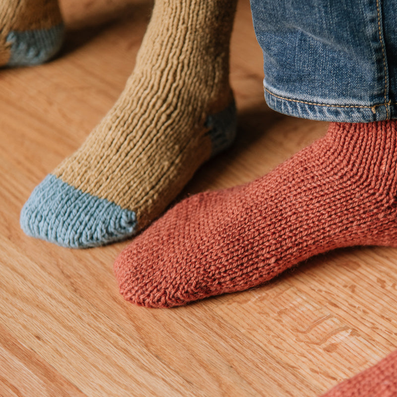 Cozy Up Socks Stone Wool Knitting Pattern – Quince & Co.