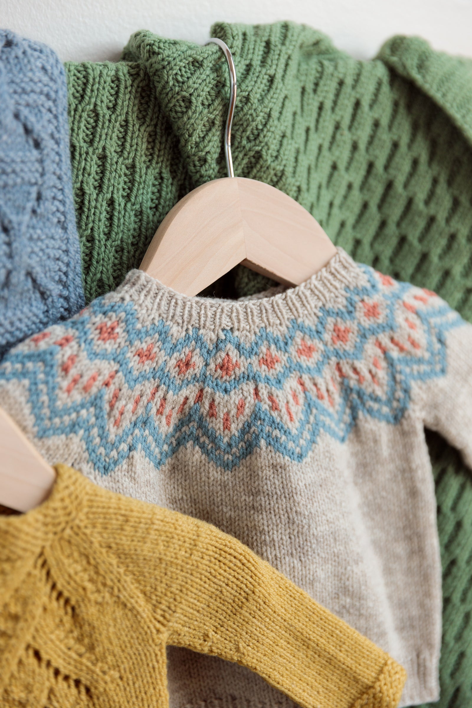Teasel Baby Sweater Knitting Pattern by Jessica McDonald – Quince