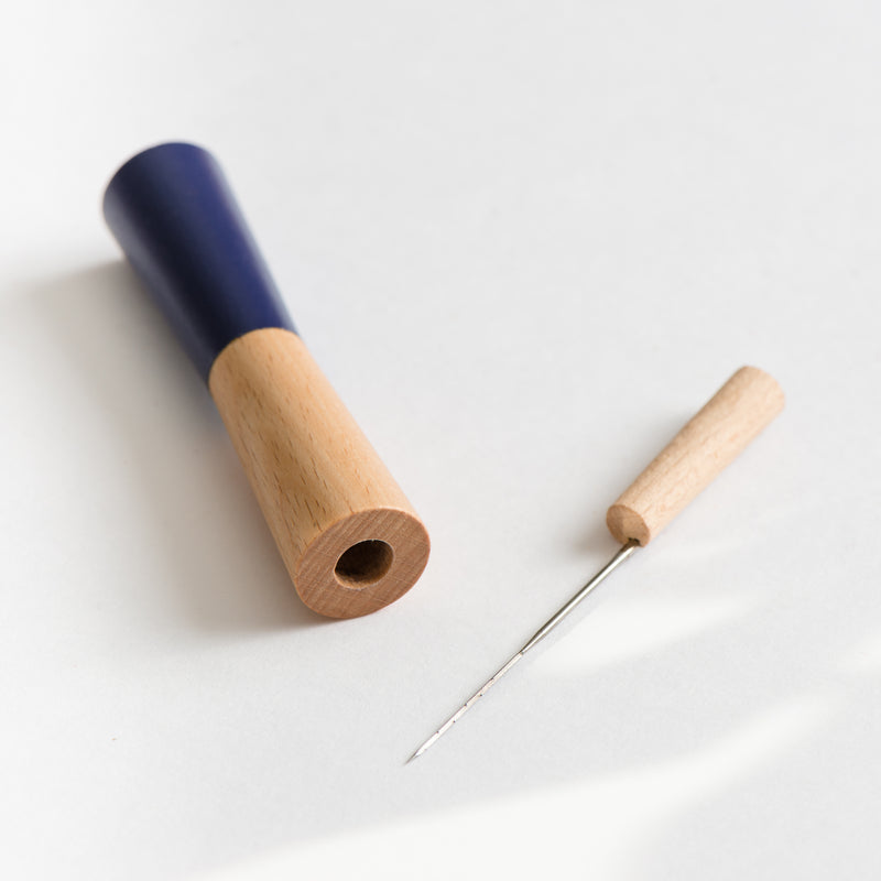 needle felting pen & pad