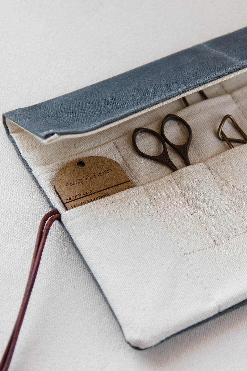 waxed canvas all purpose carrying case - book - Image 1