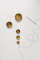 classic brass buttons - book - Image 4
