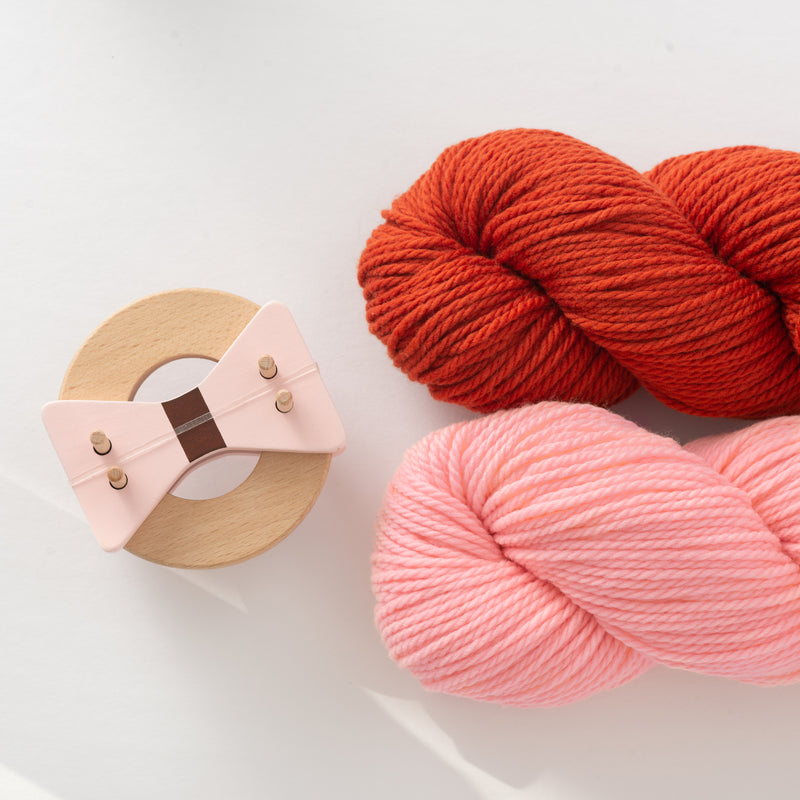 bow pom maker – Quince & Co.