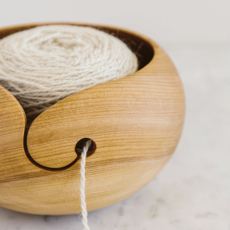 wooden yarn bowl - book - Image 4