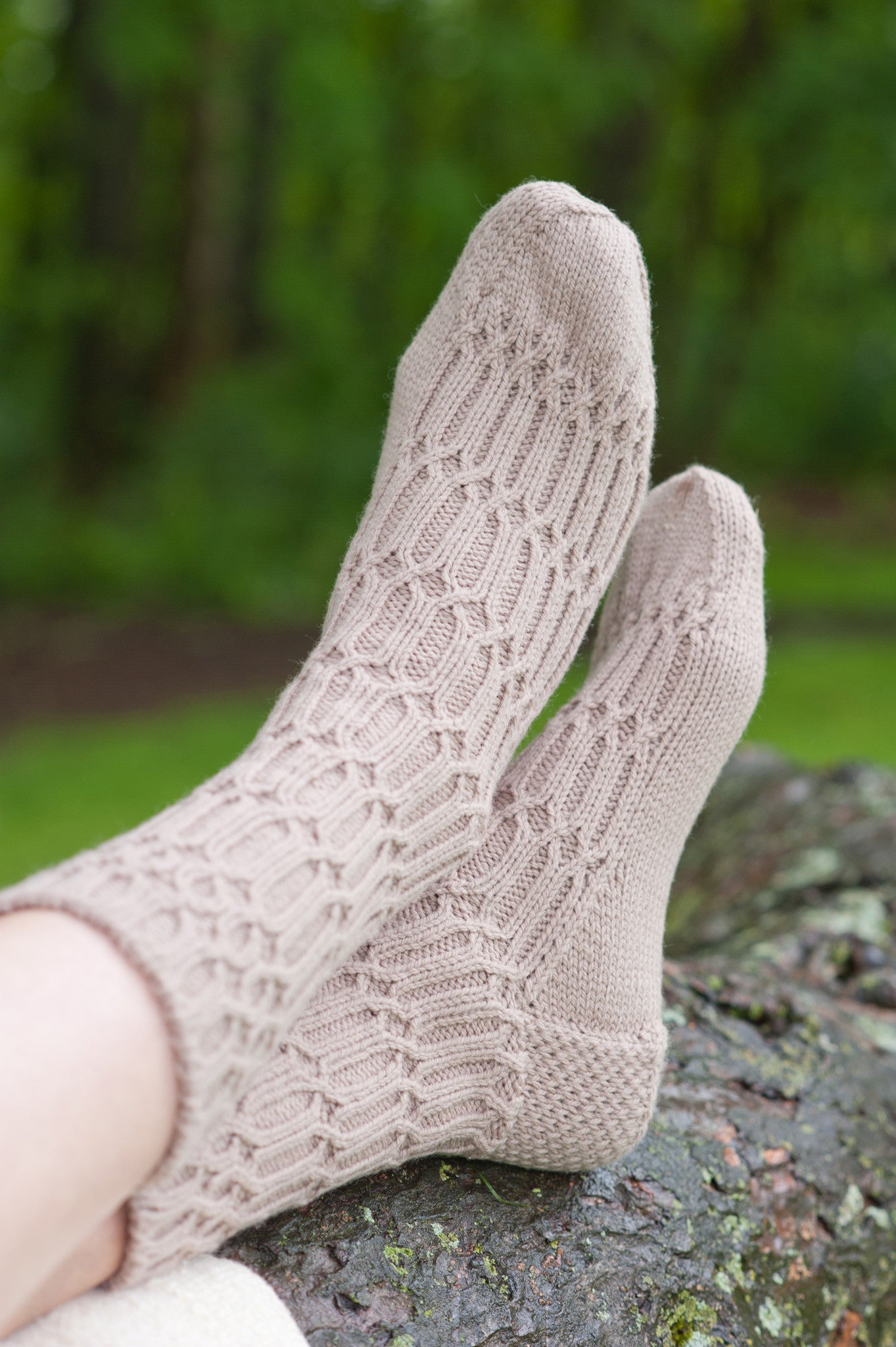 crossrib socks Quince & Co.