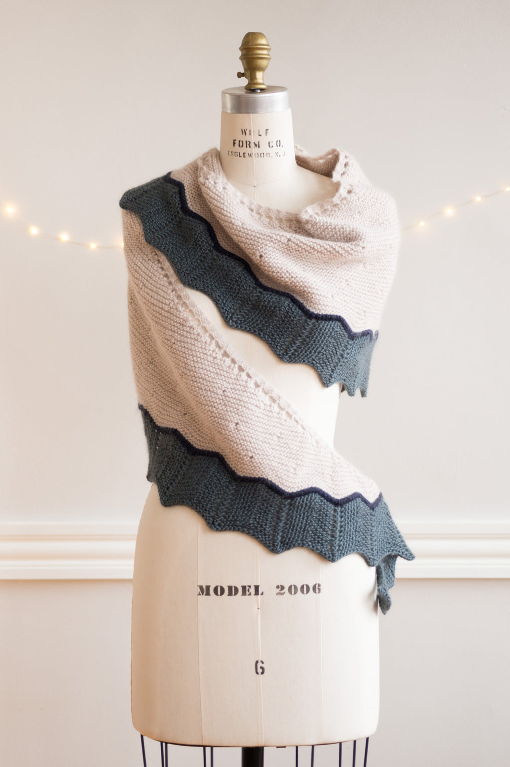 crescent boomerang shawl