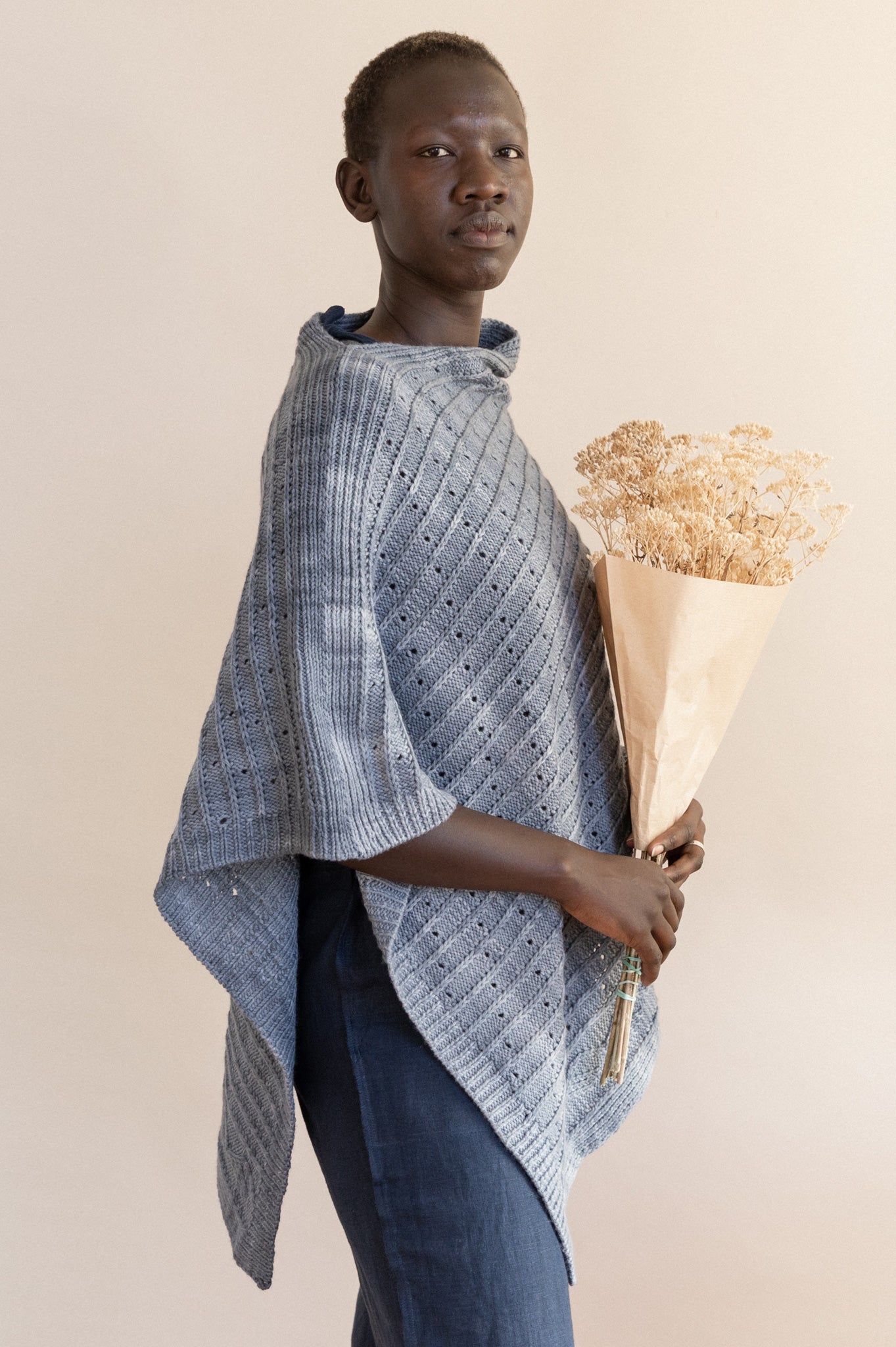 lyre poncho knitting pattern – Quince & Co.