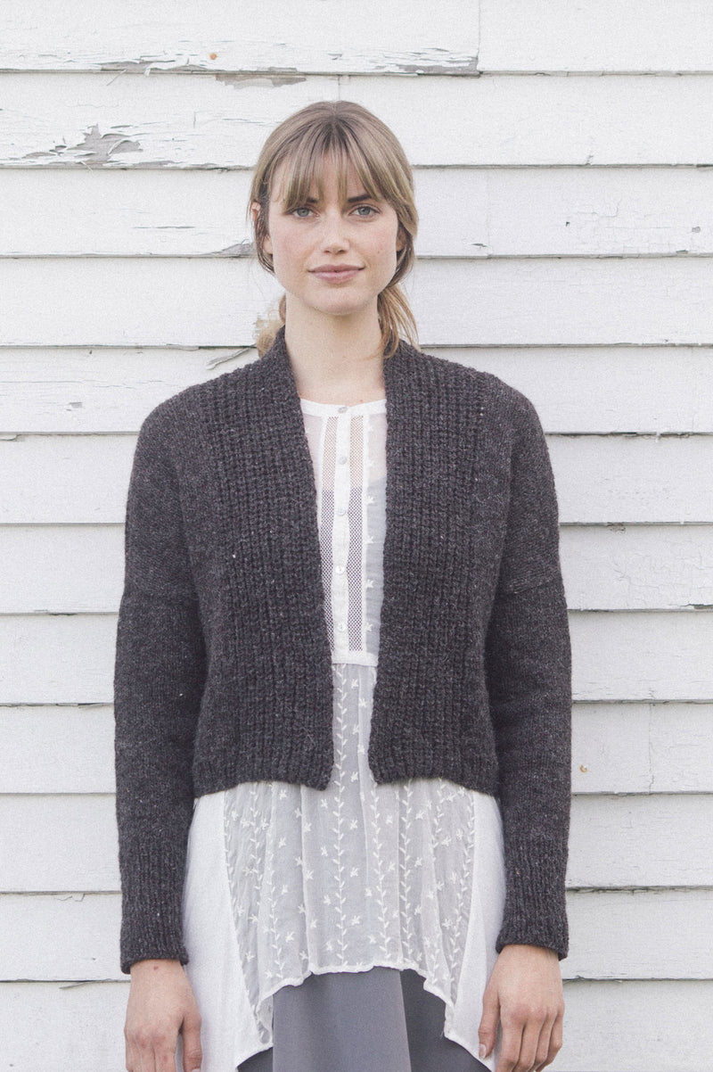 Plain and Simple: 11 Knits to Wear Every Day - book - Image 10