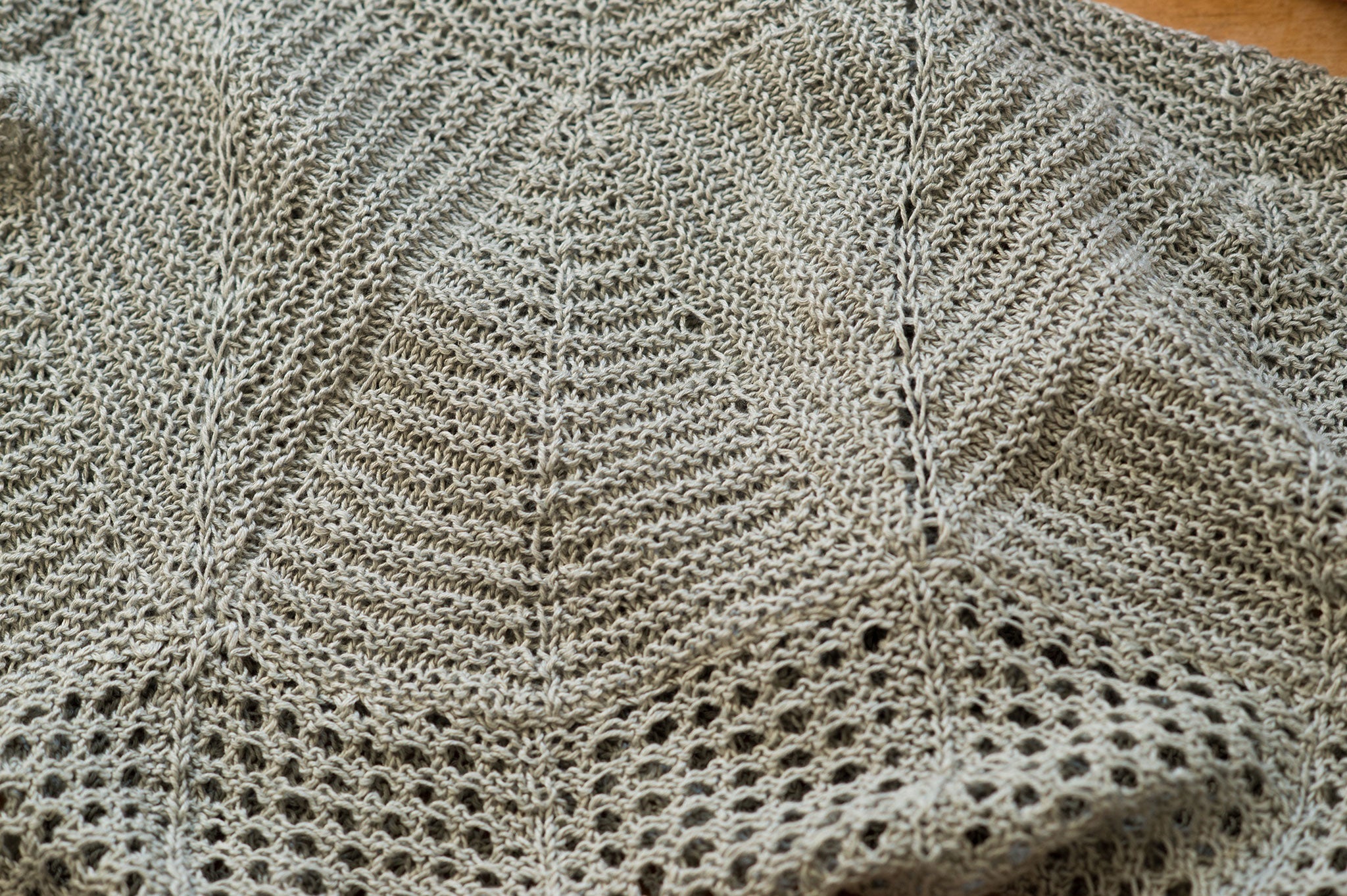 villa cowl knitting pattern – Quince & Co.