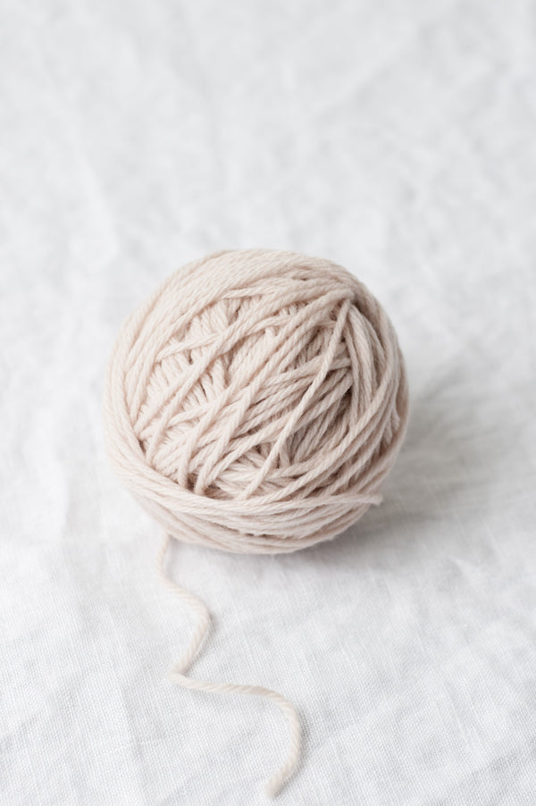 Kestrel  Linen yarn, Organic linens, Yarn