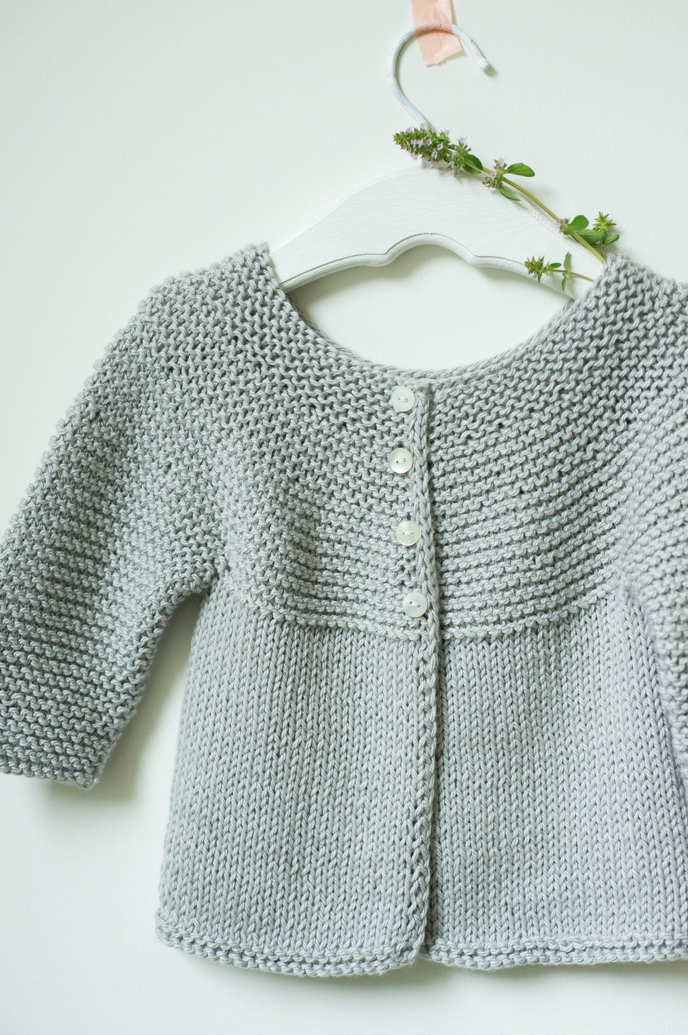 Little Willet Baby Cardigan Knitting Pattern by Dawn Catanzaro – Quince ...