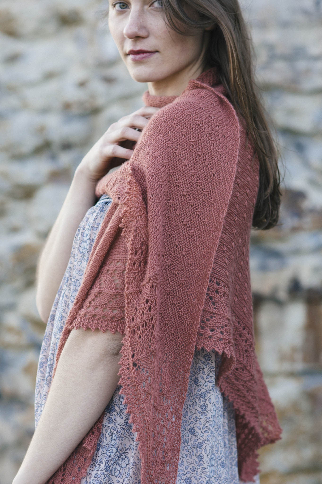 serena shawl knitting pattern – Quince & Co.