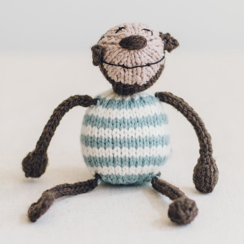 string along toys knitting collection – Quince & Co.