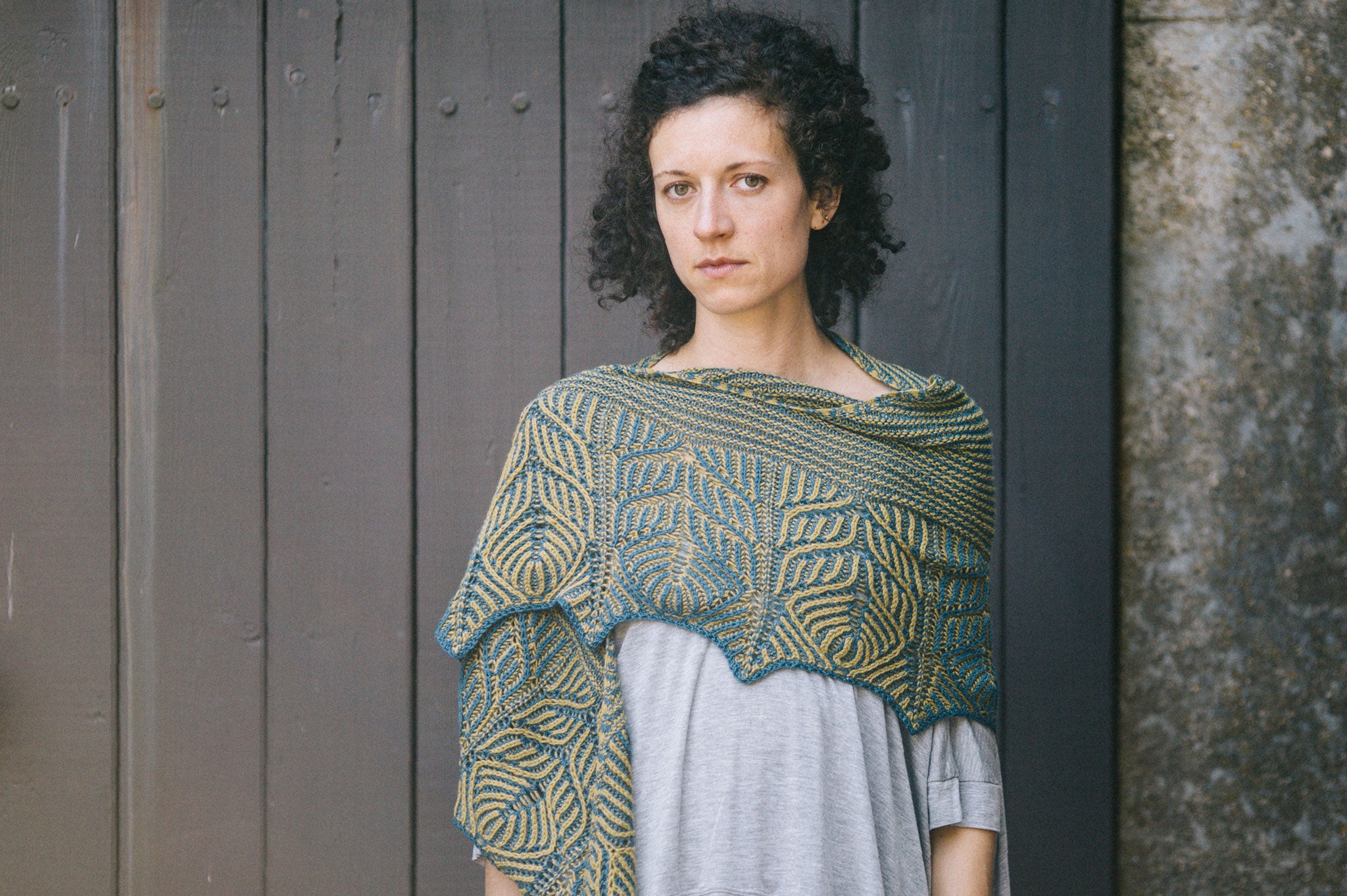 tiger flower shawl knitting pattern – Quince & Co.