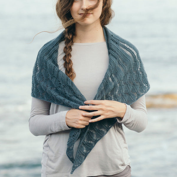 Leah Double V Light Knit Leah Double V Light Knit