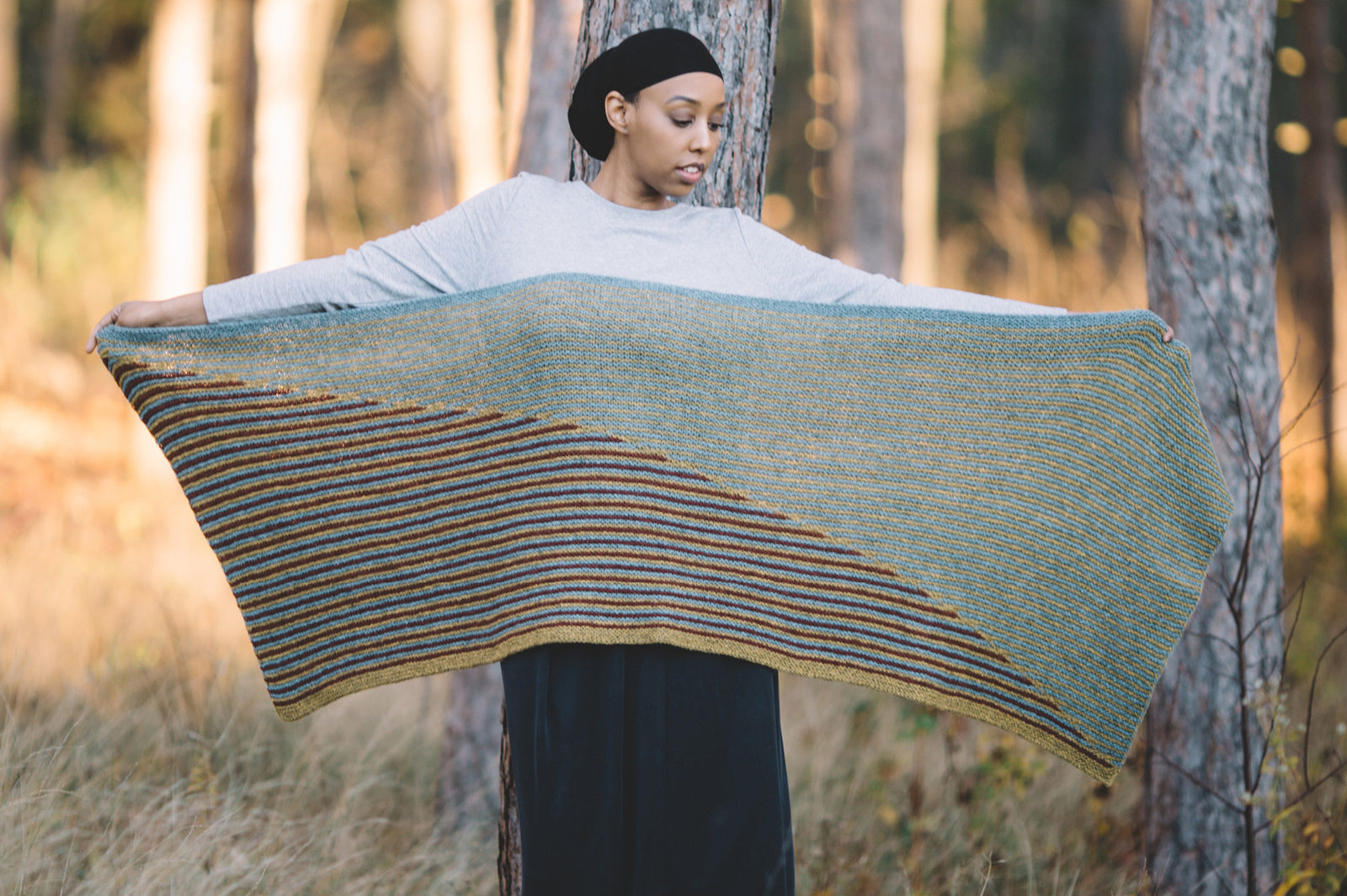 trictangle shawl knitting pattern – Quince & Co.
